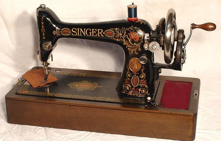 Singer Sewing Machine 1900s